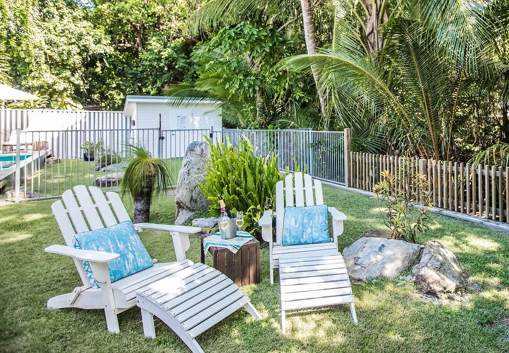 Nyaraló Pineapple Petes Beach House Port Douglas