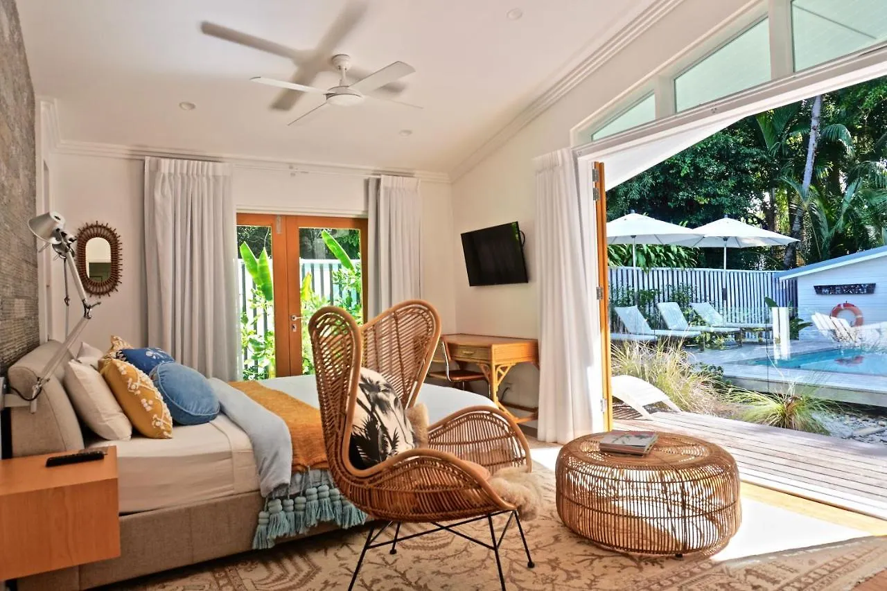 Pineapple Petes Beach House Port Douglas 0*,